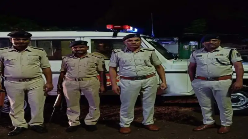 आतंकी हमले की आशंका के चलते बिहार हाई अलर्ट पर, नेपाल बॉर्डर पर बढ़ी निगरानी