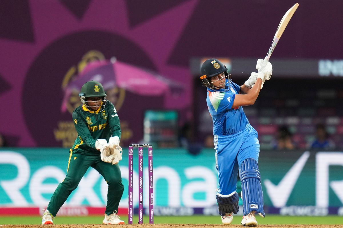 Womens World Cup Final 2025: शैफाली वर्मा और दीप्ति शर्मा की शानदार पारियां, भारत ने दक्षिण अफ्रीका को दिया 299 रन का लक्ष्य