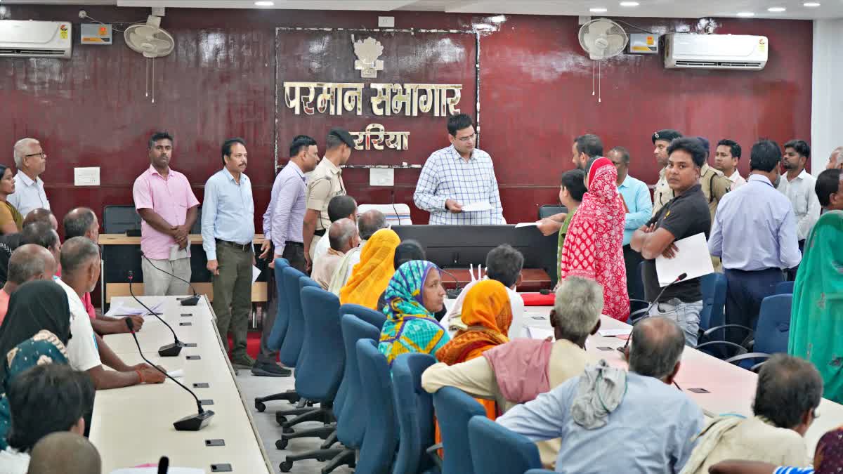 “कैसे पढ़ेंगे बच्चे?”: अररिया में शिक्षक ट्रांसफर पर अभिभावकों का विरोध